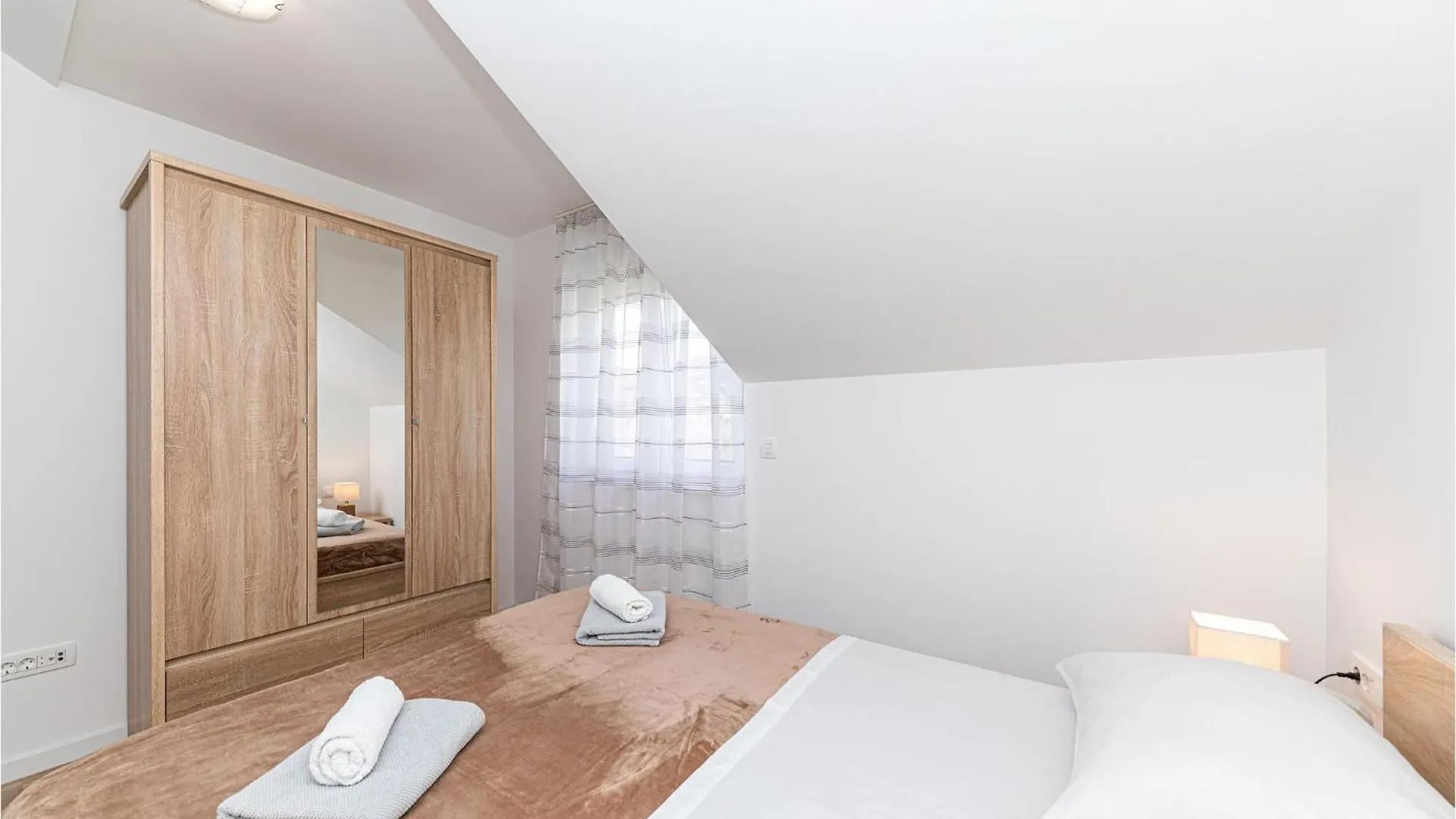 Cozy Apartment In Kastel Stari With Kitchen Kastela Croatia